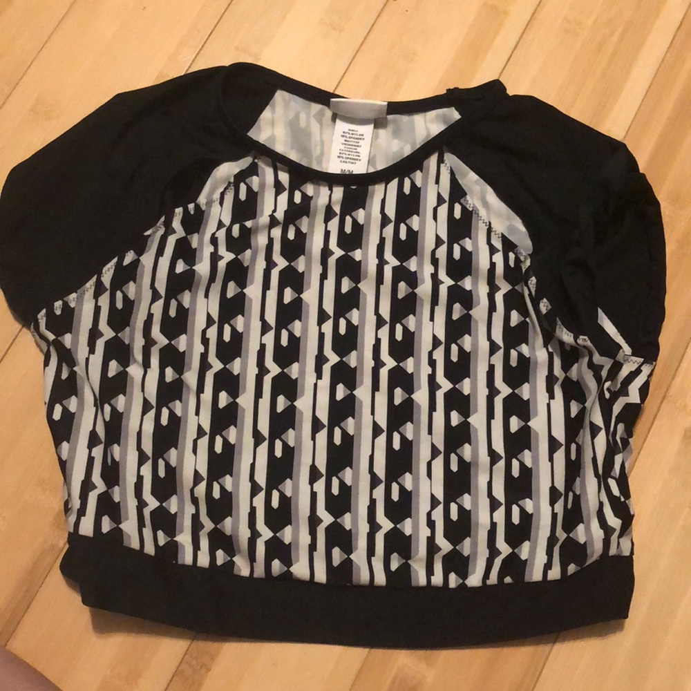 Swim crop top rash guard